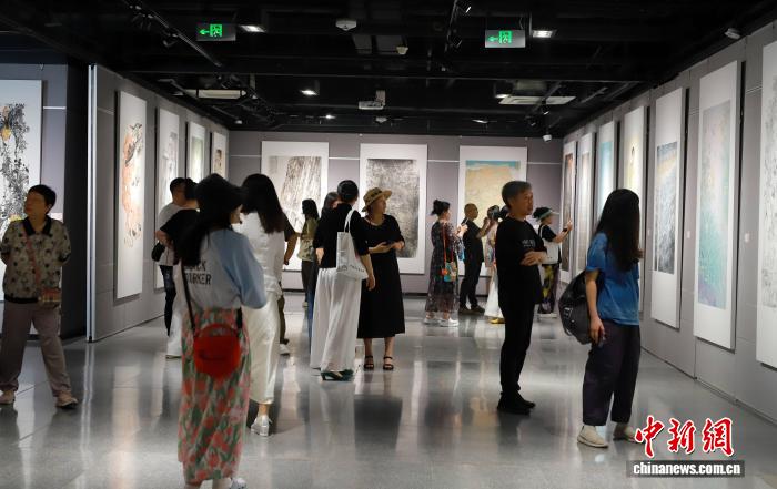 挑战极限，3377体育带您感受体育的无限魅力 - 3377
